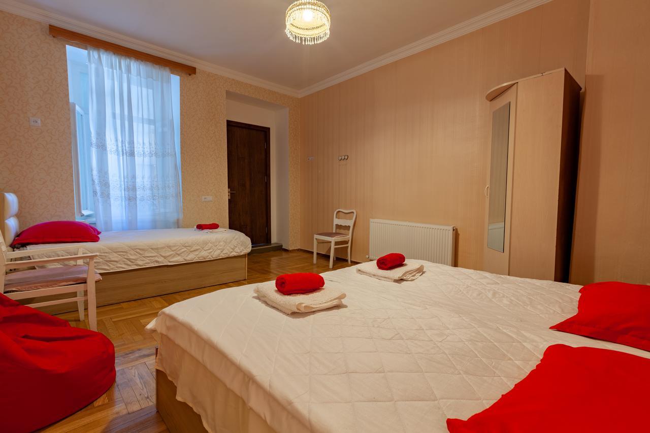 Guest House Keria Tiflis Exterior foto