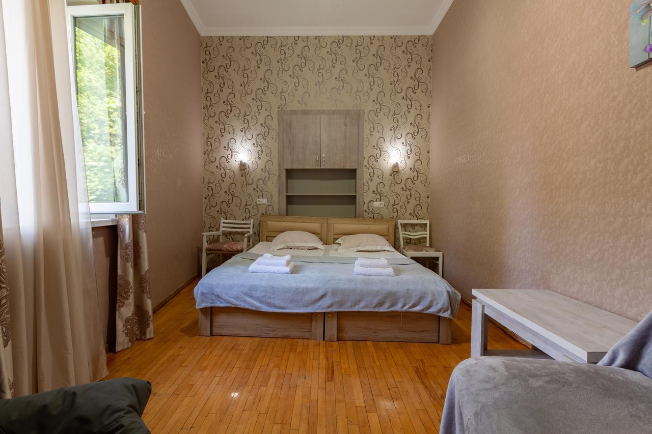 Guest House Keria Tiflis Exterior foto