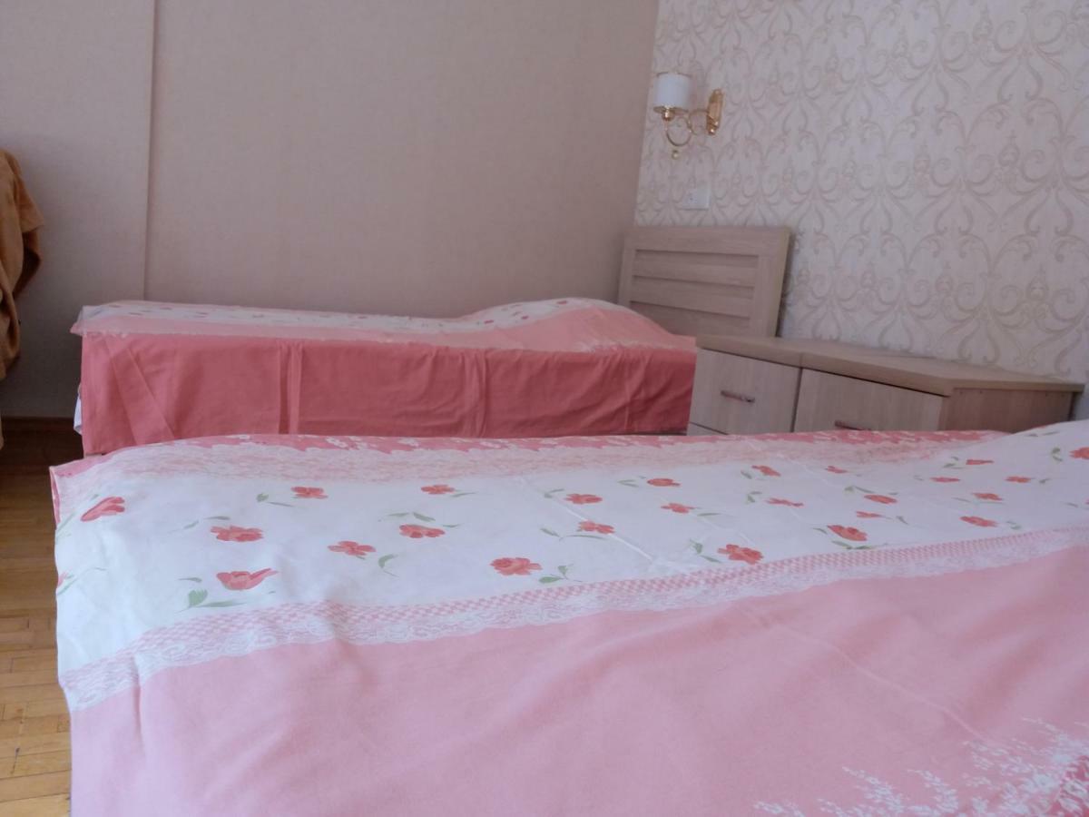 Guest House Keria Tiflis Exterior foto